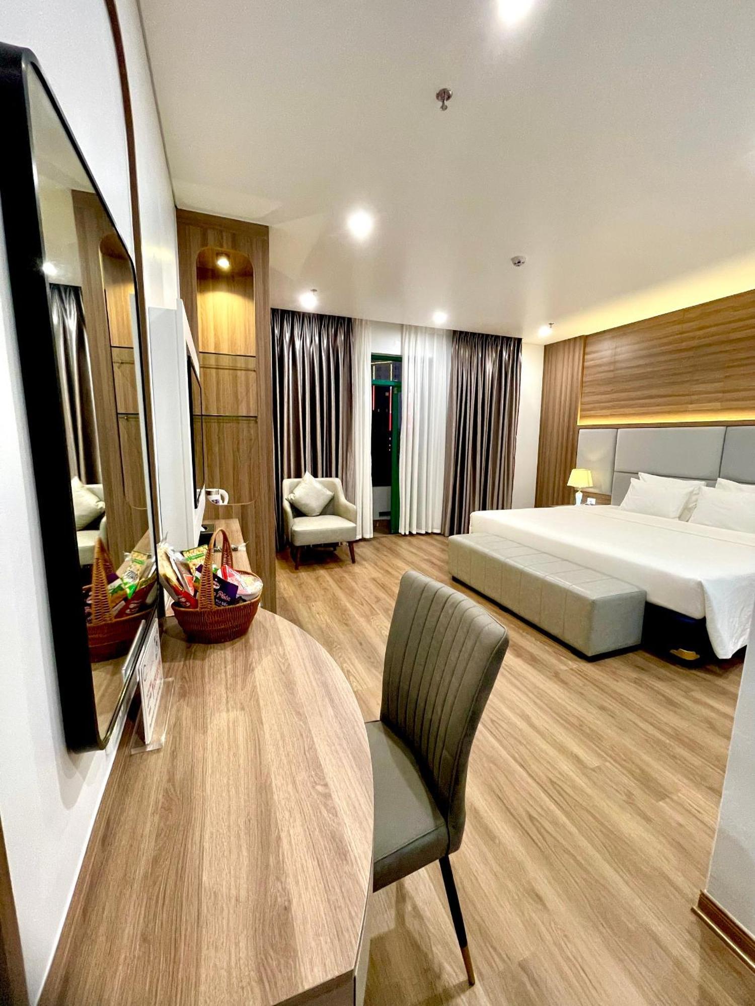 Central Halong Hotel Ha Long Dış mekan fotoğraf